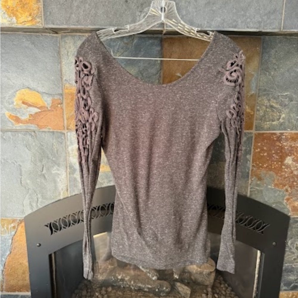 Pins and Needles Grey Long Sleeve Scoop Neck Top with lace cutouts on arms mediu